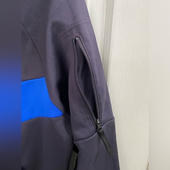 Nike Therma-fit Navy Hoodie with big swoosh - Picture 3 of 8